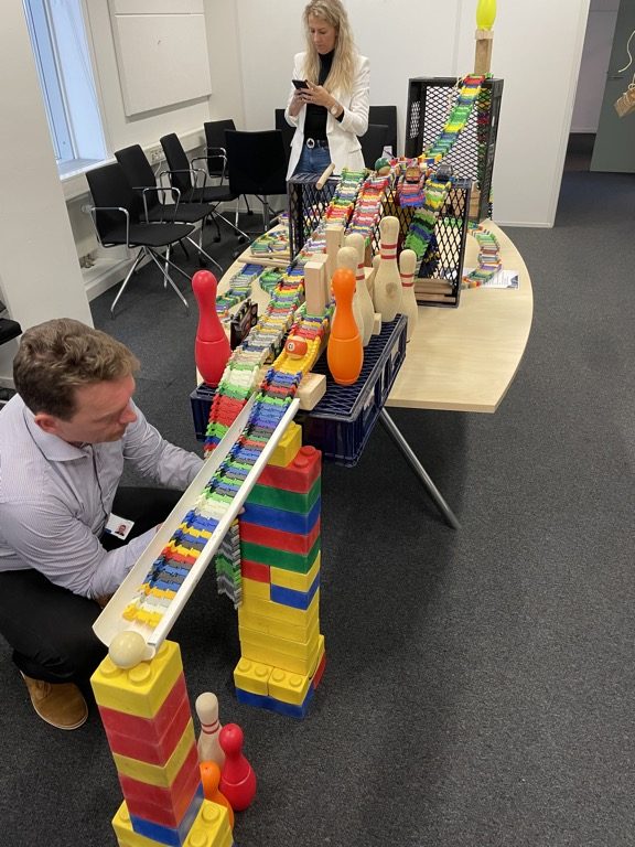 the-domino-effect billede 2